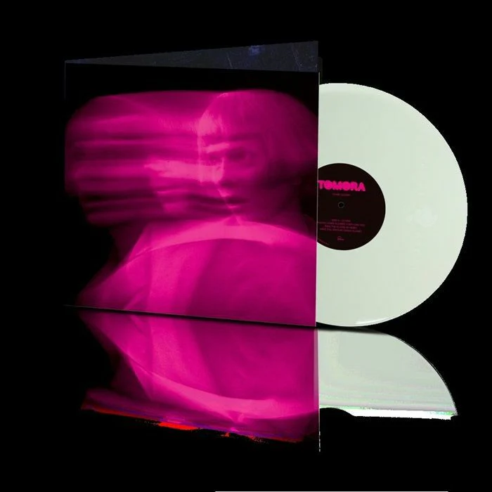 COME CLOSER - Image 2